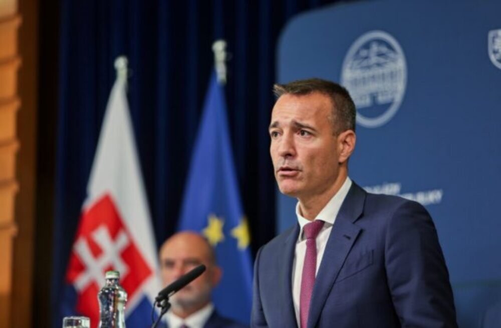 „Slayáda“ za 17 miliónov eur: Drucker nariadil kontrolu prípadu NITC, posvieti si na nákup outletu vo Voderadoch – VIDEO