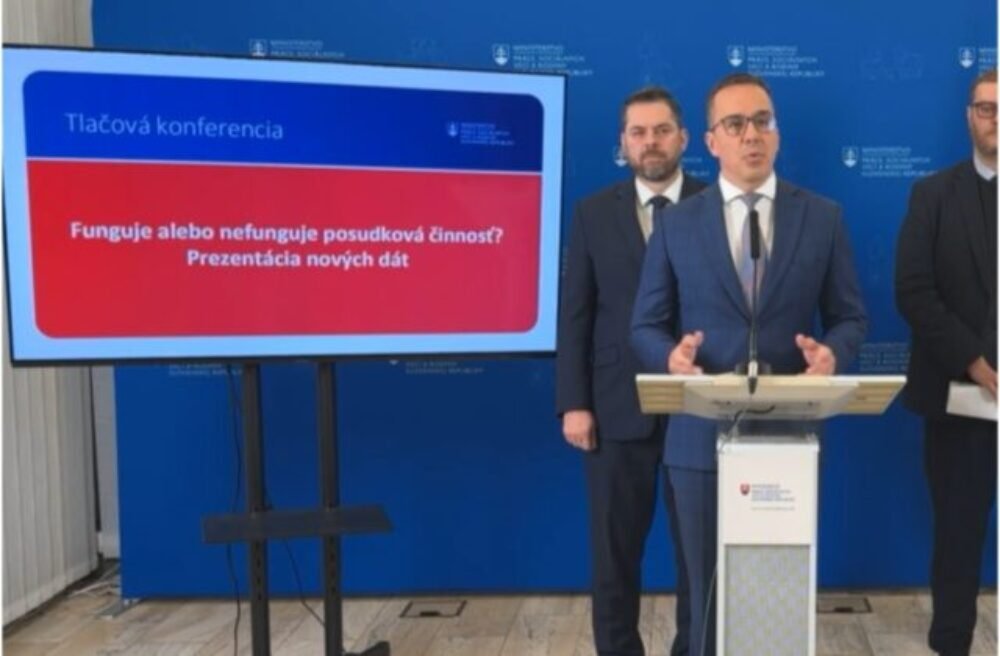 63838_titulka-tomas-640x420.jpg Tomáš zhodnotil nový systém integrovanej posudkovej činnosti, vybavených bolo 100 percent žiadostí – VIDEO