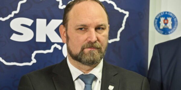 Samosprávy sa spojili a predstavili plán reformy. Chcú silnejšie regióny aj stabilné financovanie služieb