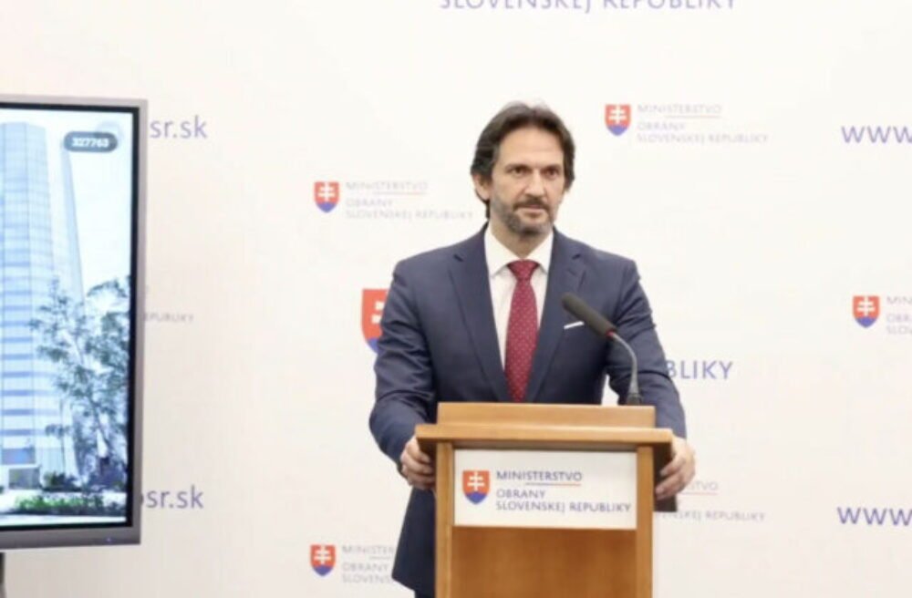 Ministerstvo obrany chce stavať aj cesty. Kaliňák hovorí o R2 smerom na Košice aj o nových projektoch – VIDEO