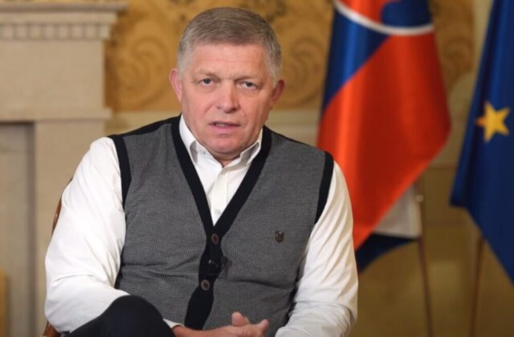 64908_premier-robert-fico-sa-vo-videu-na-socianej-sieti-facebook-vyjadril-k-americkej-operacii-vo-venezuele-640x420.jpg Slovensko momentálne nemôže evakuovať občanov z Blízkeho východu, Fico to označil za samovraždu – VIDEO