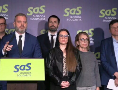 Liberáli požadujú poslanecký prieskum, tender na hasičské autá je podľa Krúpu „absolútny prúser“ – VIDEO