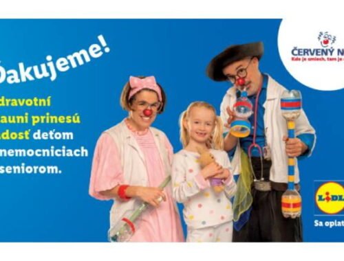 Vráťte fľašu, darujte úsmev: Zákazníci Lidla môžu cez zálohomaty podporiť zdravotných klaunov a priniesť radosť chorým deťom aj seniorom