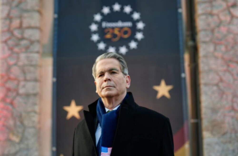 Bolo by to veľmi nerozumné, varoval európske krajiny pred odvetnými clami minister financií USA