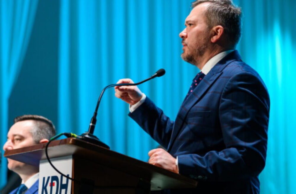 KDH vyzýva vládu na zvolanie bezpečnostnej rady, situácia na Blízkom východe si vyžaduje plán evakuácie