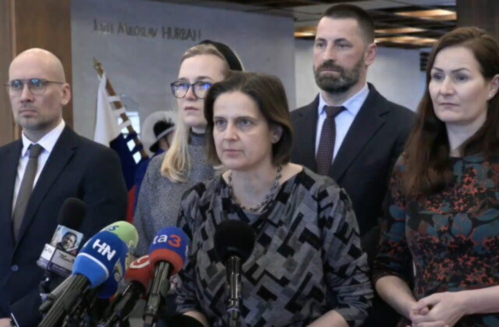 SaS podáva podnet na Ústavný súd, vláda sa podľa Kolíkovej systematicky vyhýba zodpovednosti v parlamente – VIDEO