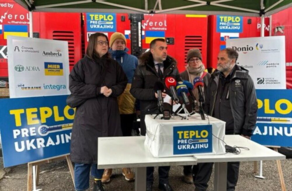 65752_mier-na-ukrajine-640x420.jpg Prvý kamión s generátormi vyrazí z Trenčína, Slováci pre Ukrajinu vyzbierali vyše 700-tisíc eur – VIDEO, FOTO