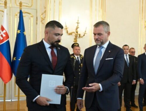 Opozícia kritizuje Pellegriniho rozhodnutie ohľadom sankcie pre Pavla Gašpara, hovorí o výsmechu verejnosti – VIDEO