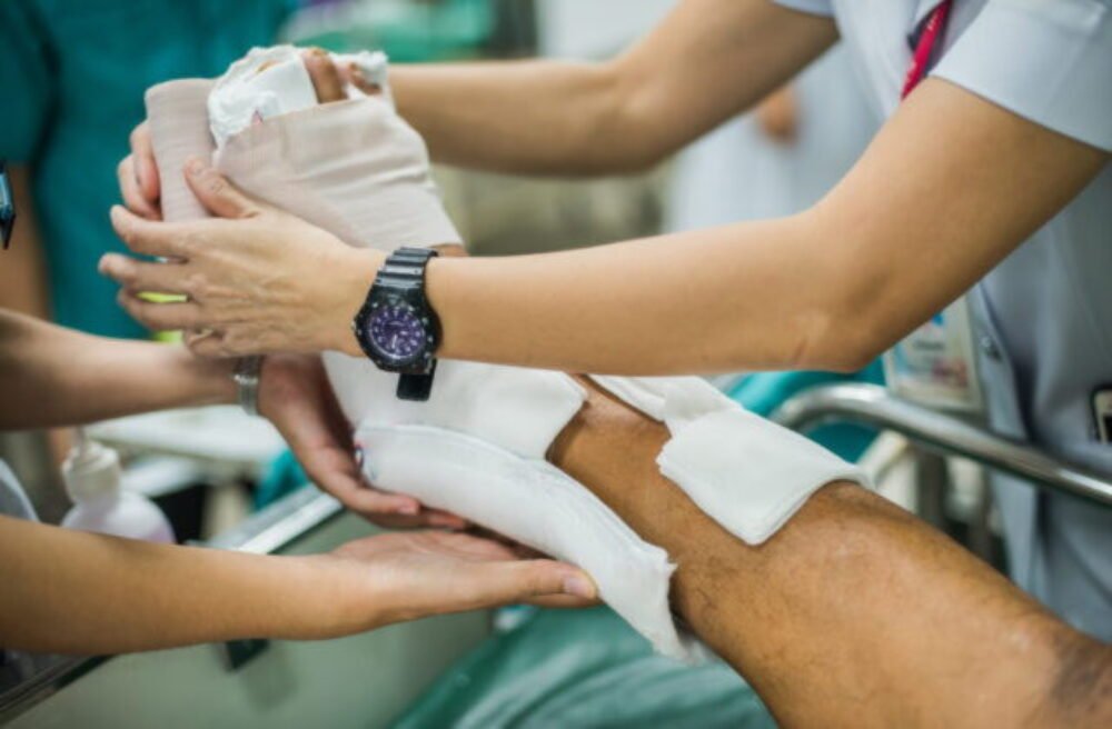 65919_zlomena-noha-poistovacie-podvody-640x420.jpg Rodičia chceli zarobiť na chorom bábätku aj zlomenina za 1,2 milióna. Poistní podvodníci vymýšľajú naozaj neuveriteľné príbehy