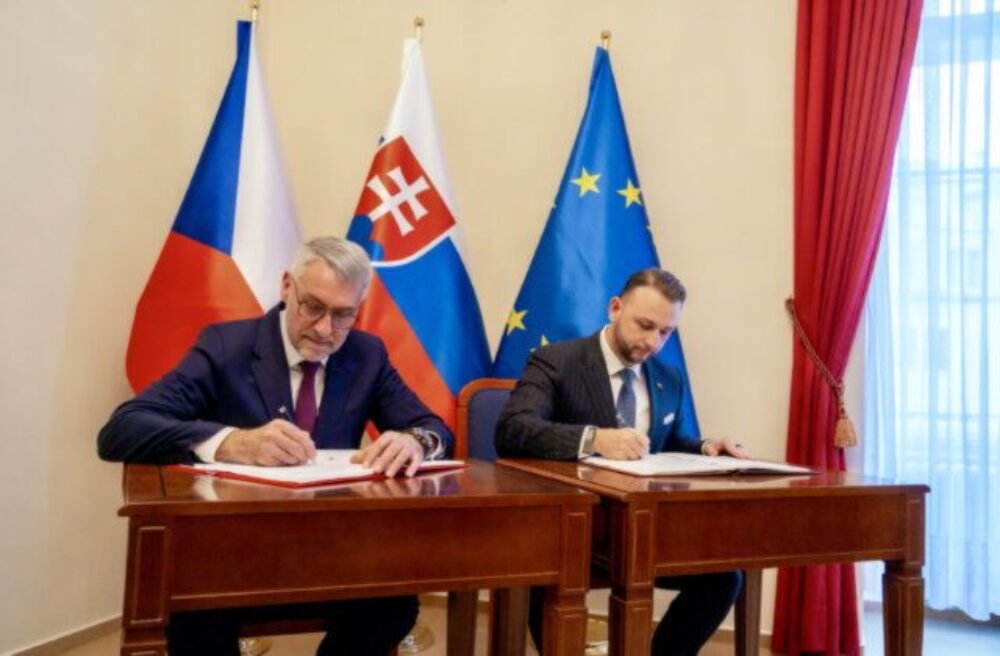 66003_6985eff33377f027098360-640x420.jpeg Slovensko plánuje reformu verejnej správy podľa vzoru ČR, ministri podpísali dohodu o policajnej spolupráci – VIDEO