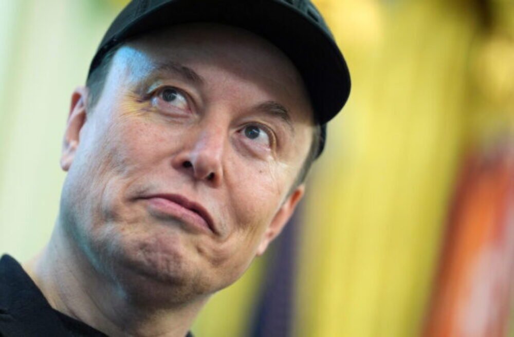 66032_musk_pay_package_70408-640x420.jpg Ruská ofenzíva sa podľa Kyjeva po Muskovom rozhodnutí spomaľuje. Nemajú prístup k Starlinku, sú ako slepé mačiatka