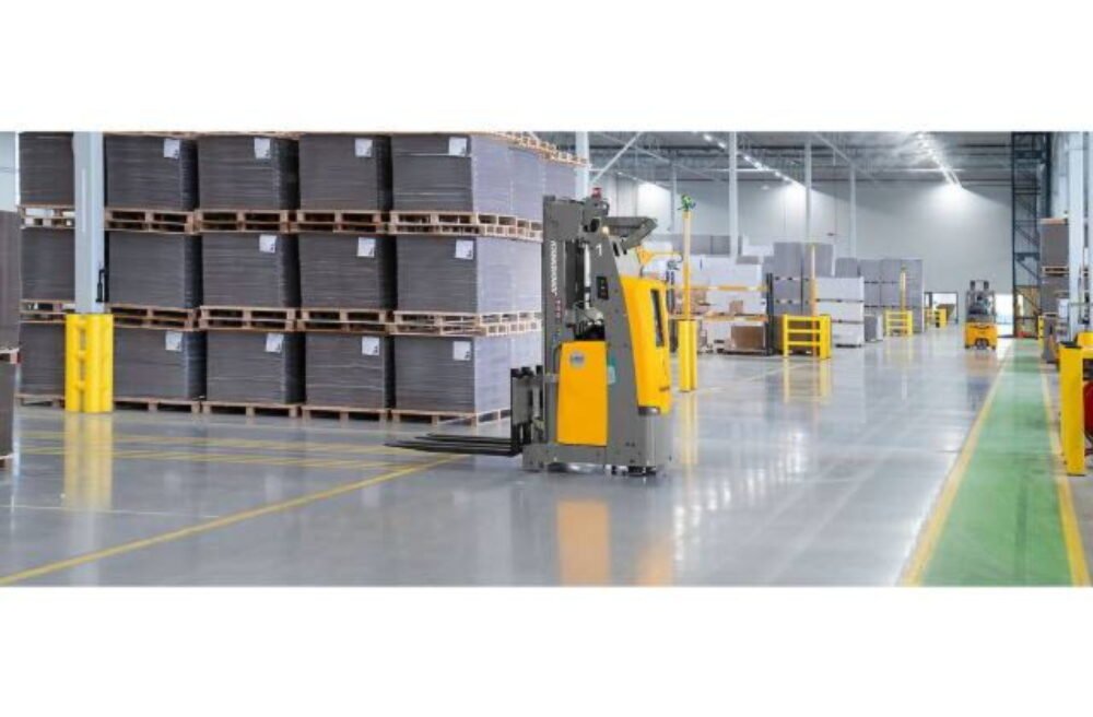 Roboty medzi ľuďmi. Holbox posúva internú logistiku na vyššiu úroveň