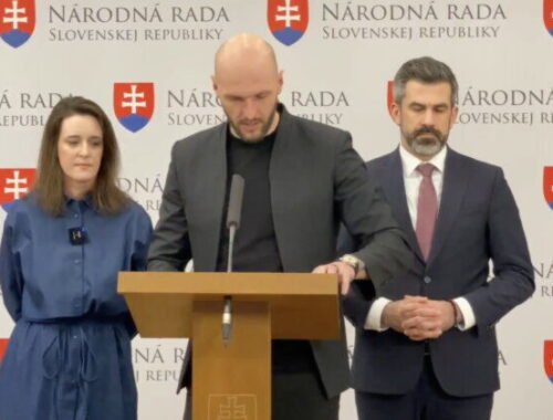 Slovensku podľa PS reálne hrozí prepadnutie eurofondov, upozorňuje na to aj podpredseda Európskej komisie Fitto – VIDEO