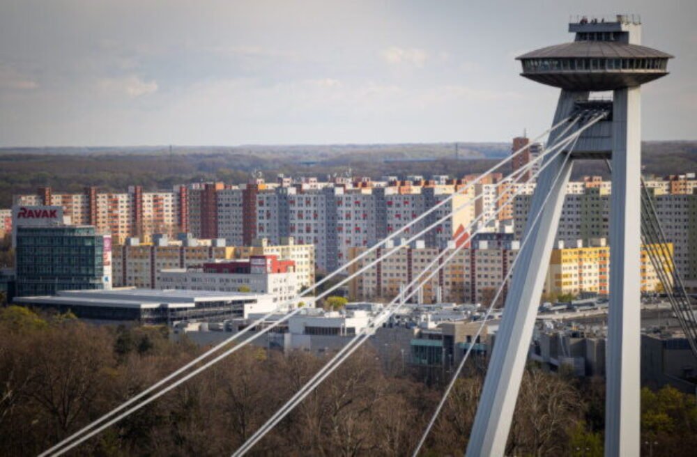 66277_petrzalka-640x420.jpg Petržalka chystá na valentínsku sobotu sprievod Krampusákov, diskotéku na ľade aj program pre deti – VIDEO, FOTO