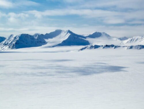 Rusko sa vyhýba konfrontácii v Arktíde a Čína zvyšuje vedeckú prítomnosť, tvrdí Stensones