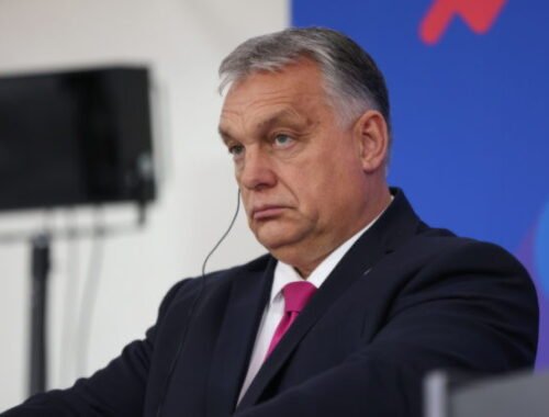 Maďarský premiér Viktor Orbán plánuje „očistiť spoločnosť“ od svojich protivníkov, Magyara označil za bruselskú bábku