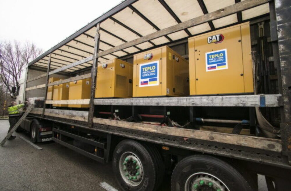 66430_generatory-640x420.jpg Slováci v iniciatíve „Teplo pre Ukrajinu“ vyzbierali viac ako 1,1 milióna eur na nákup generátorov