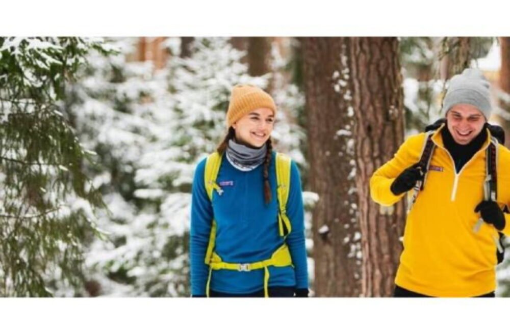 Kedy lepšie poslúži funkčné tričko a kedy vlnené? Zimný ťahák, ktorý vám ušetrí nervy aj vrstvy