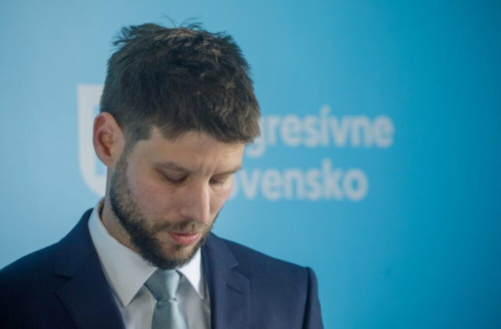 66628_6448f37760a35858612967-640x420.jpg Prepad Progresívneho Slovenska sa medzimesačne prehĺbil, Demokrati prekonali hranicu šesť percent a dobiehajú Hlas