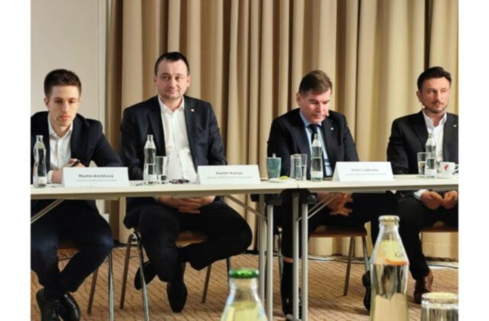 66665_new-project-18-640x420.jpg Kto najviac zarába na slovenskom zdravotníctve? Veľká analýza tisícok poskytovateľov mení zaužívaný pohľad