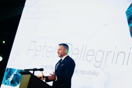 Blízky východ si zaslúži mier, tvrdí Pellegrini. Raši odmieta vojny ako riešenie sporov – FOTO