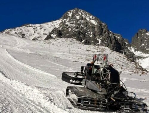 66715_zjazdovka-640x420.jpg Vysoké Tatry budú mať už cez jarné prázdniny spustenú najvyššie položenú zjazdovku na Slovensku – FOTO