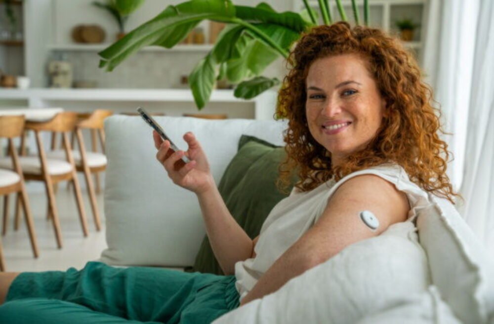 Inovatívne riešenie CGM od Roche je dostupné už aj na Slovensku. Život s diabetom zjednoduší prvý kontinuálny glukózový senzor s podporou AI