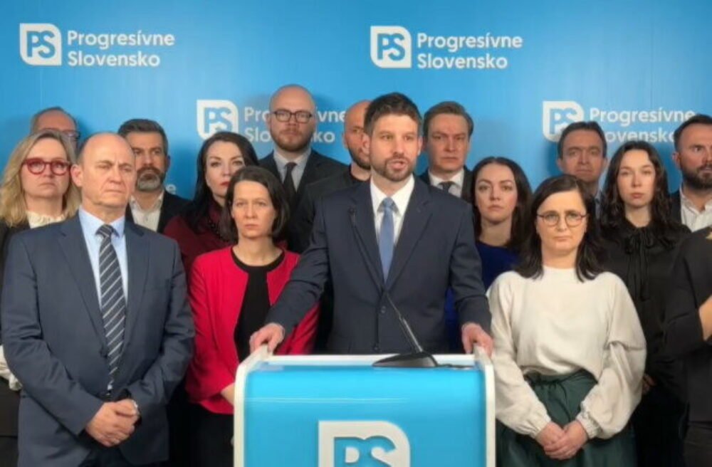 66764_snimka-obrazovky-2026-03-02-155625-640x420.jpg Ficova vláda nakazila Slovensko vírusom, progresívci predstavili „Kladivo na korupciu“ – VIDEO