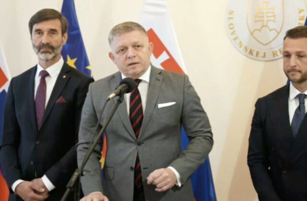 Fico hovorí o legislatívnej mŕtvole, koalícia chce zrušiť zákon o transformácii Úradu na ochranu oznamovateľov – VIDEO