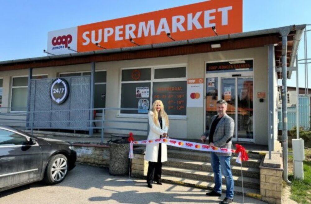 Tomášov pokračuje v modernizácii a rozširuje služby pre obyvateľov: v obci pribudla predajňa COOP Jednota 24/7