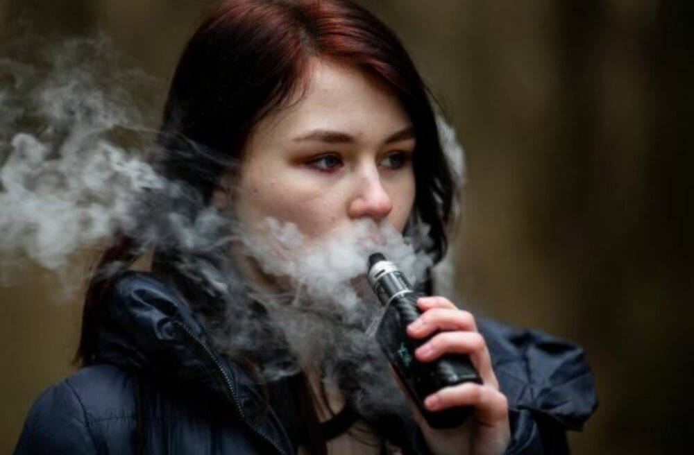 67566_vaping-640x420.jpg Rusko smeruje k úplnému zákazu e-cigariet, vláda chce zastaviť ich predaj aj dovoz. Zákon podporuje aj Putin
