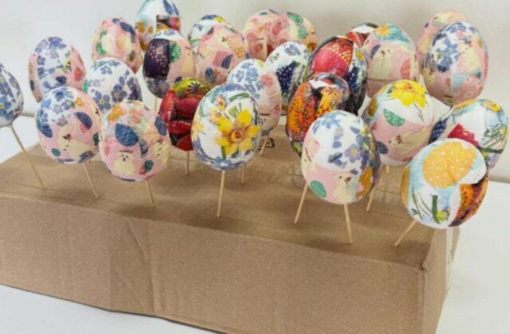 67766_kraslice-e1775308270695-640x420.jpg Výstavy kraslíc na Zemplíne končia už o pár dní, návštevníci uvidia stovky diel aj unikátne techniky – FOTO