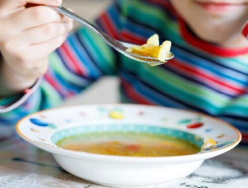 Mesto Košice chce zrekonštruovať jedáleň školy na Želiarskej ulici, hľadá zhotoviteľa