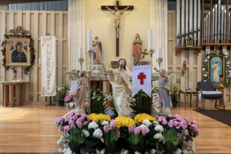 Osem dní po Veľkej noci má osobitný význam, oktáva zmŕtvychvstania ukrýva starú tradíciu