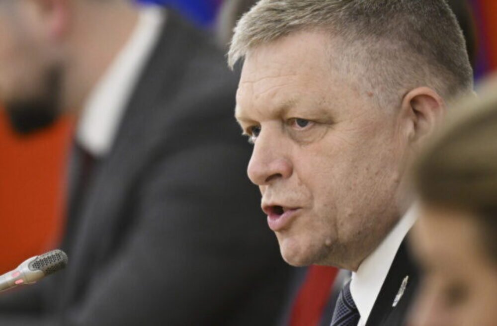 67811_russia_victory_day_53600-640x420.jpg Fico pôjde do Moskvy na oslavy Dňa víťazstva, uvažuje aj nad ústavnou ochranou mieru