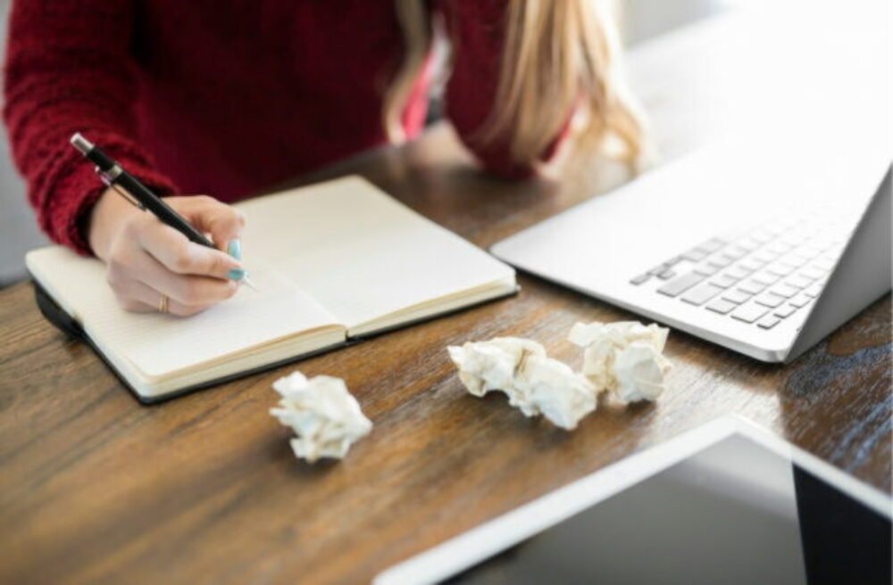 67844_bookbot-grant-640x420.jpg Dajte slovenskej literatúre šancu rásť! Bookbot rozdelí začínajúcim autorom 8 500 €. Nominujte svojho favorita do 9. apríla!