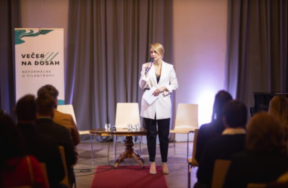 Slovenská filantropia prvýkrát v číslach: Úspešní a bohatí ľudia podporujú výrazne jednu oblasť