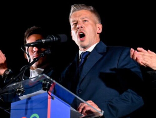 Magyar žiada od prezidenta okamžité poverenie na zostavenie vlády, následne ho vyzval k odstúpeniu – VIDEO