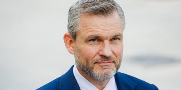 Pellegrini prijme veľmajstra Maltézskeho Rádu na historickej návšteve Slovenska, odovzdajú si aj čestné vyznamenania