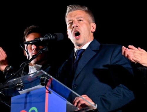 Magyar žiada od prezidenta okamžité poverenie na zostavenie vlády, následne ho vyzval k odstúpeniu – VIDEO