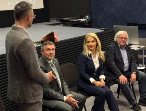 Šimkovičová a Machala sa zúčastnili na podujatí v priestoroch VŠMU. Predstavitelia školy vravia, že o ich prítomnosti vopred nevedeli – FOTO