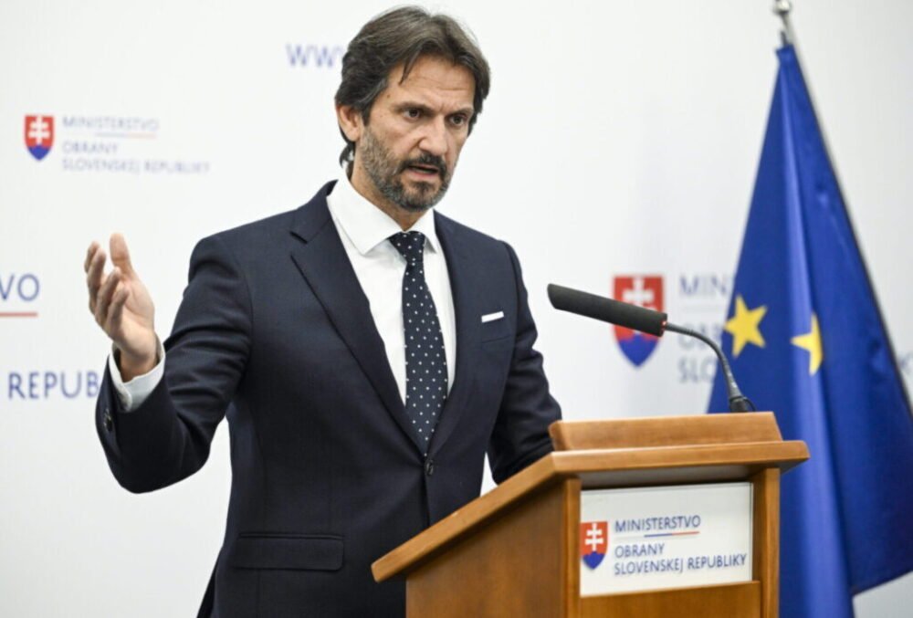 Oslavy 81. výročia víťazstva nad fašizmom majú už predbežný program. Kaliňák ubezpečil, že budú stáť výrazne menej ako doteraz