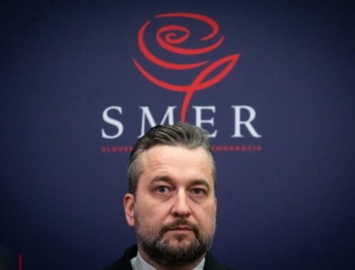 Blaha bude učiť na MGIMO v Rusku a zadarmo. „Aby náhodou niekto nepindal,“ vraví europoslanec