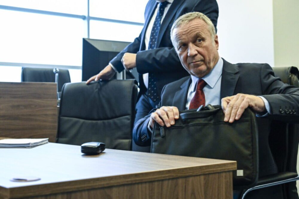 Juraj Kliment ostáva vo funkcii sudcu, Najvyšší správny súd zamietol odvolanie ministra Suska – VIDEO