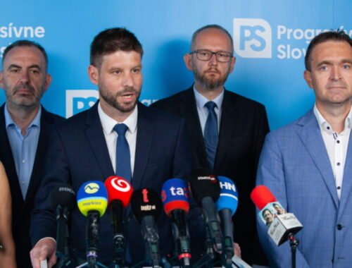 Zmrazenie eurofondov bude podľa opozície hanba a katastrofa, Šimečka hovorí o dôsledku Ficovej vlády