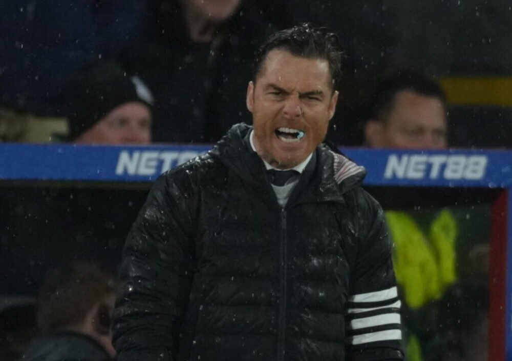 Dúbravka prišiel o trénera. V Burnley po zostupe z Premier League odvolali kouča Parkera