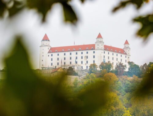 Bratislava napreduje s projektom Živé námestie, tento mesiac spúšťa ďalšiu fázu rekonštrukcie