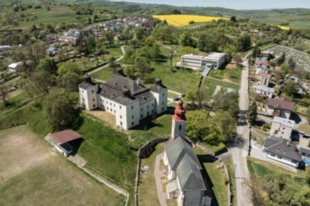 Obnova kaštieľa v Hanušovciach nad Topľou pokračuje druhou etapou – FOTO