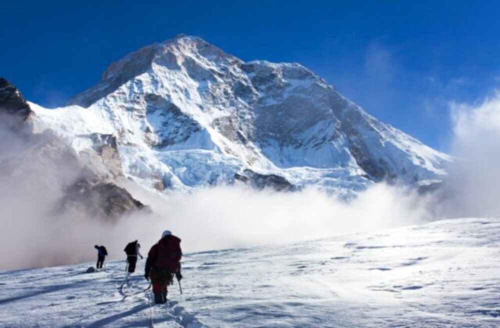 Americká horolezkyňa zahynula v Himalájach pri lavíne na Mount Makalu
