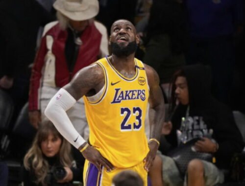 LeBron James vypadol s LA Lakers z play-off. Ako to vidí so svojou budúcnosťou?